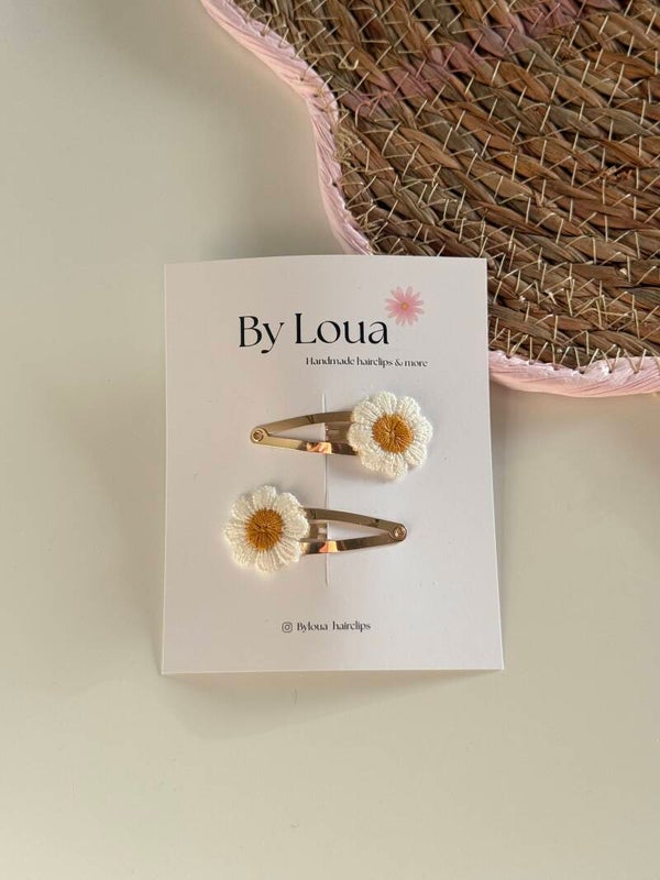 Gehaakte crème bloemetjes Haarspeldjes