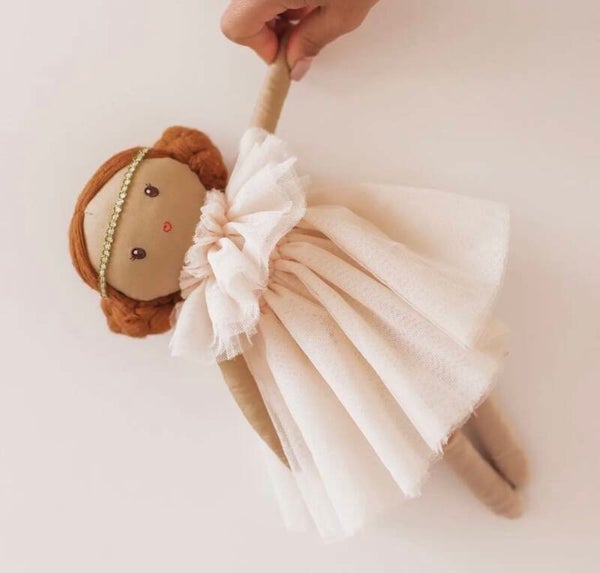 Dollies – Lilly Toots