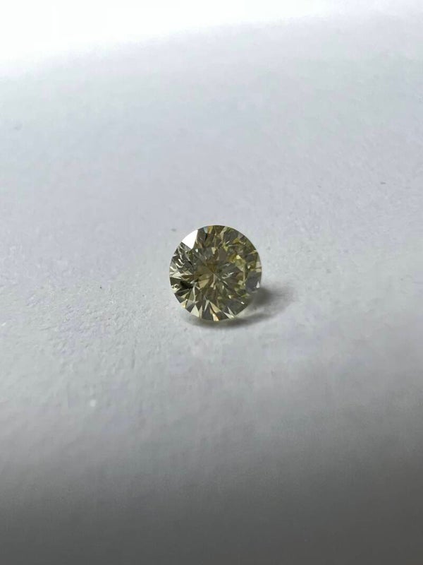 Argyle Fancy Vivid Yellow Diamond Unmounted 0.20 Carats IGI Certified