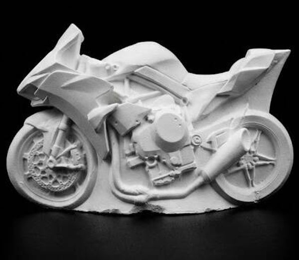Deko-Motorrad aus Gips