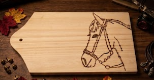 Edles Holzbrettchen ,,Pferd "
