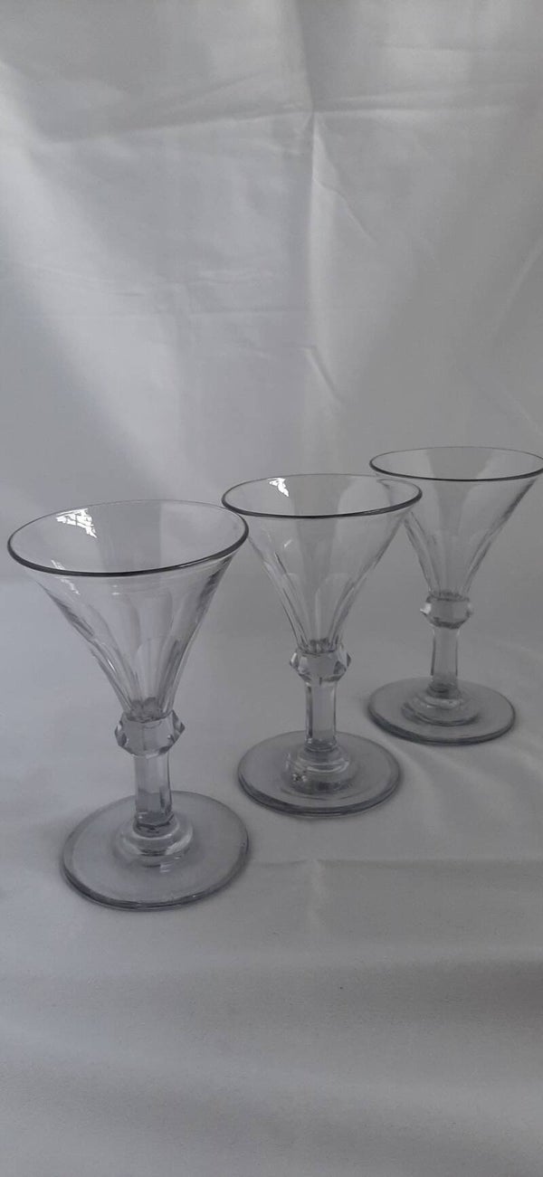 Antieke kristallen  glazen.