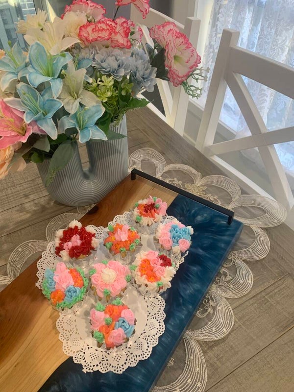 Whimsy Garden Selection | Russian Floral Piping.
