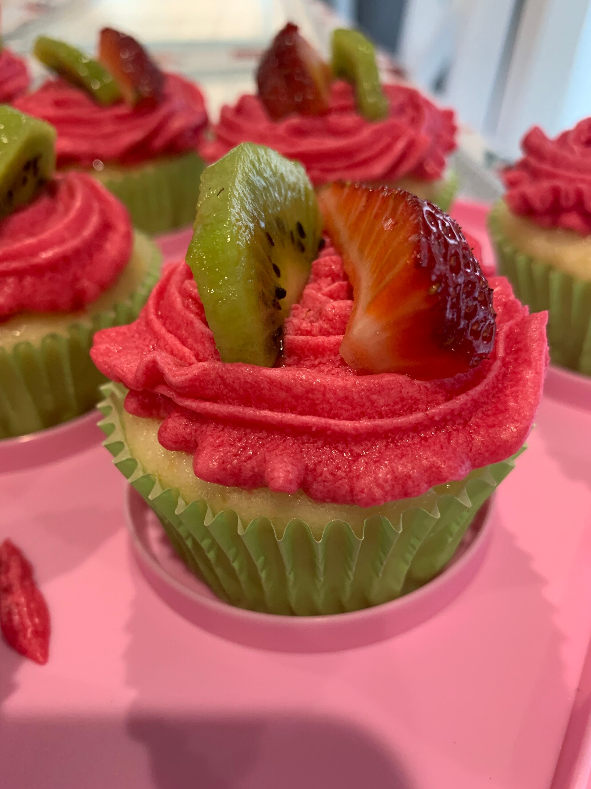 The Strawberry–Kiwi Whimsy Swirl (Pack of 12 $30)