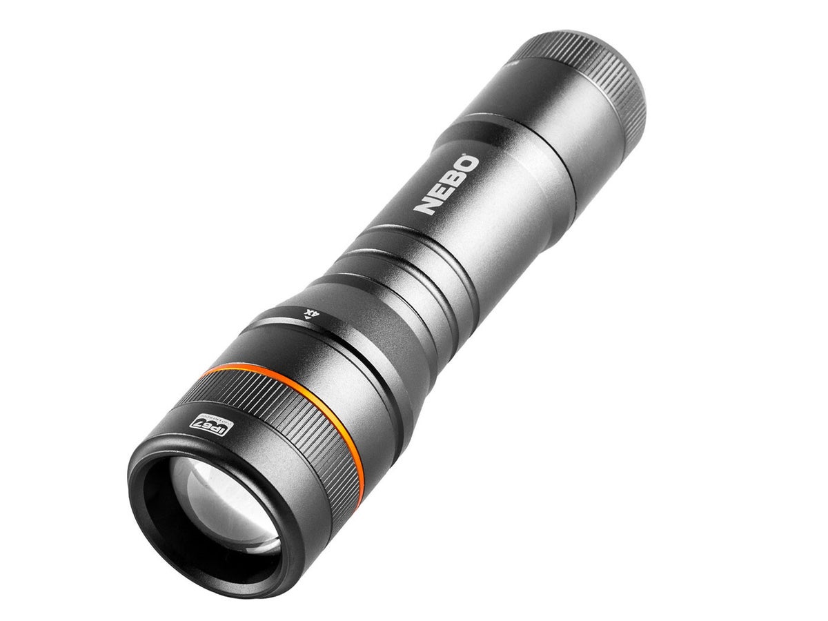 Nebo Newton 500 Zaklamp | 500 Lumen | Stoic Prepper
