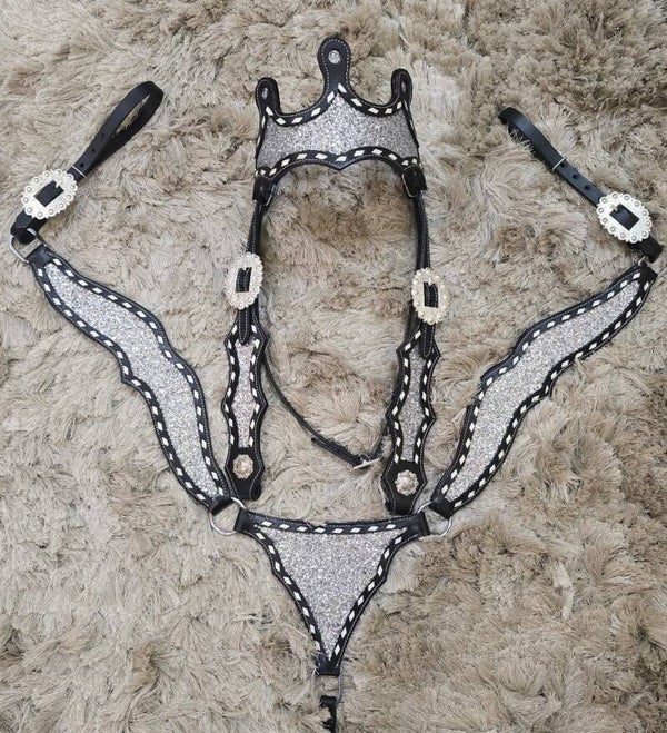 Tack set silver crown