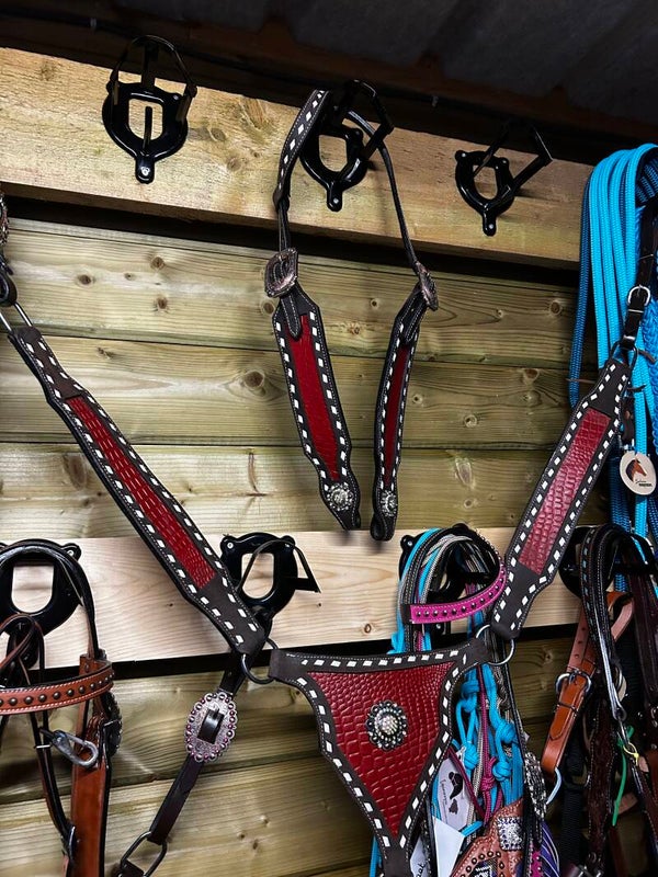 Bordeaux tack set Full and XFULL