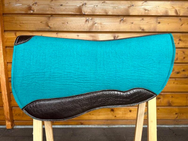 Turquoise felt roundshirt woolpad
