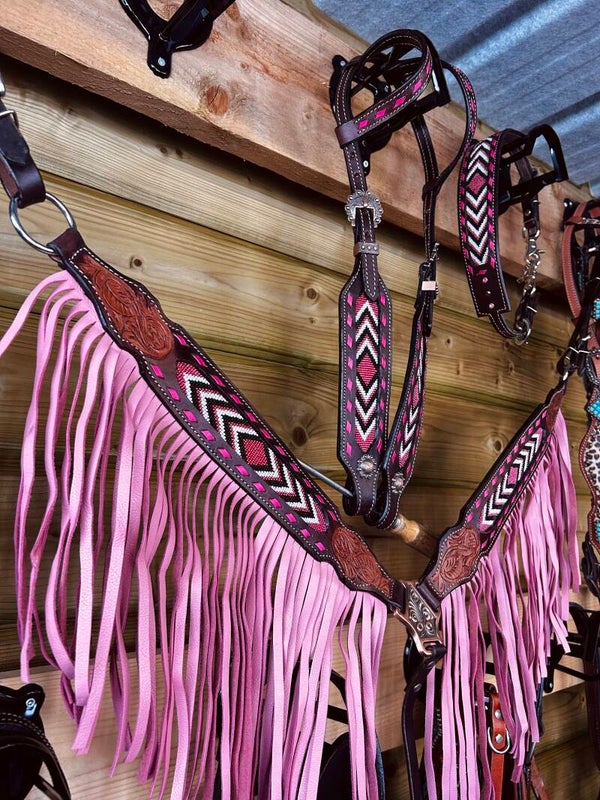 Pink barrel race set with wither strap
