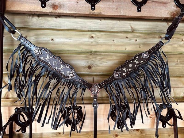 Lv breastcollar