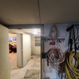 079af355-a157-4d40-a71e-1aba353873ba-standard.jpg