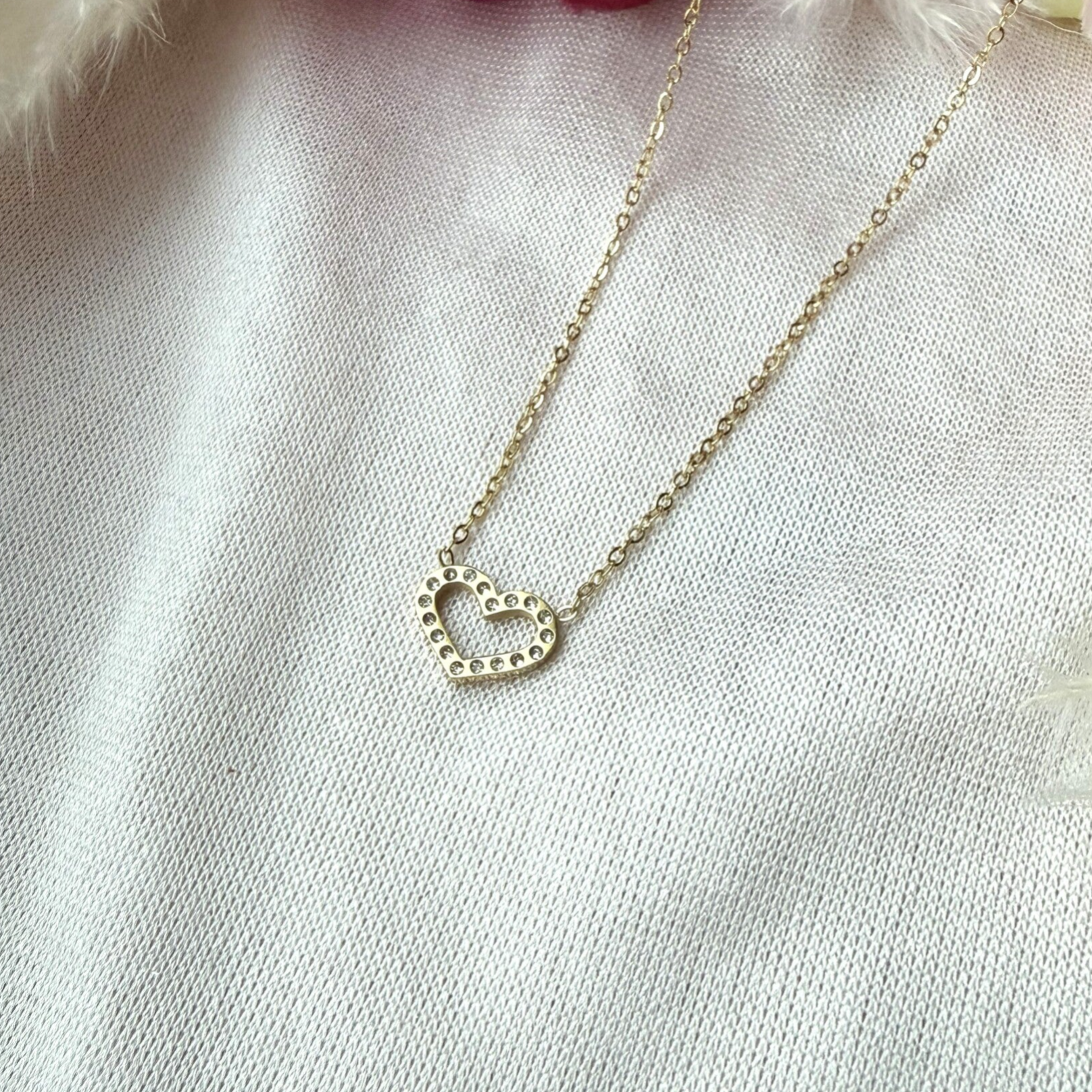 Goldene Herzkette Edelstahl mit Glitzersteinen