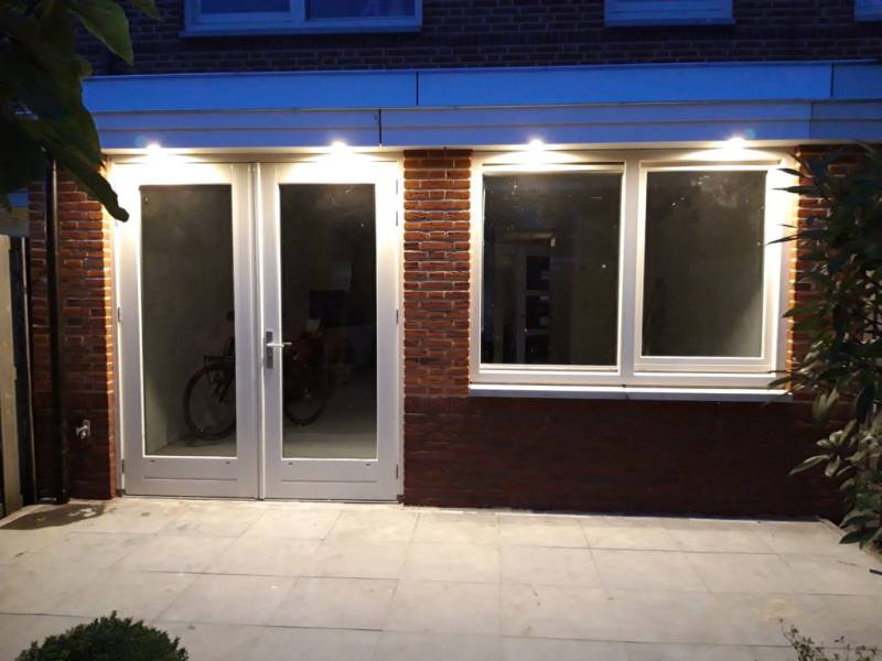 Uitbouw gemetseld en gevoegd 