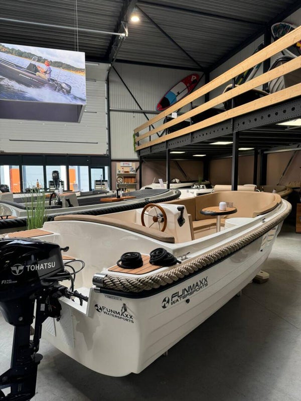 Funmaxx 485 - Tohatsu 9.9 injectie (2022)