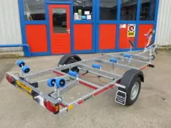 Damco D-1800 Boottrailer open achterkant, niet kantelbaar