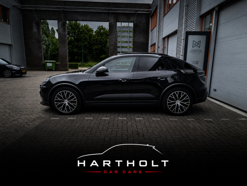 macan-1-met-logo-standard-e5955q.png