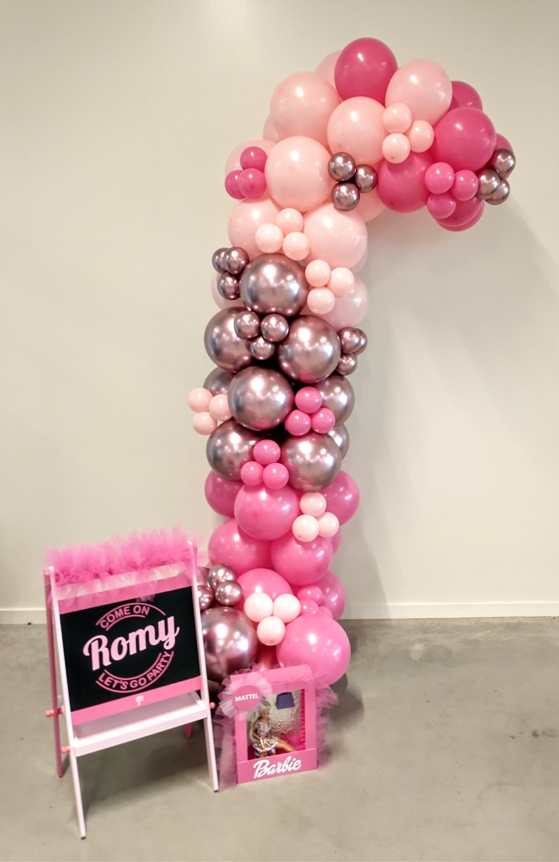 Barbie " Come on... let's go party"