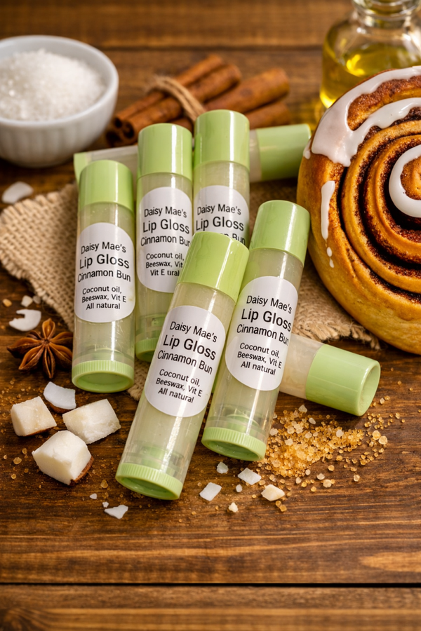 Lip gloss  { Cinnamon bun }