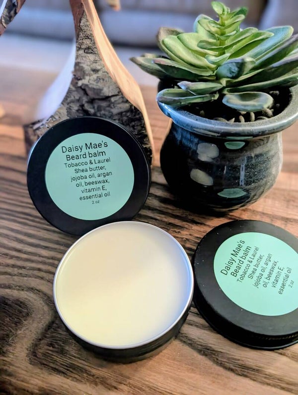 Beard balm  { Tobacco & laurel }