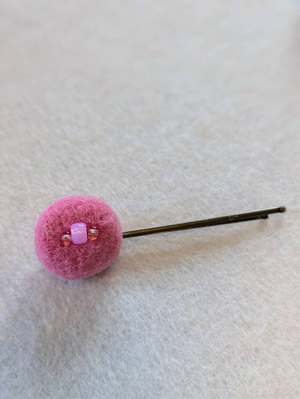 Barrette laine feutrée - rose