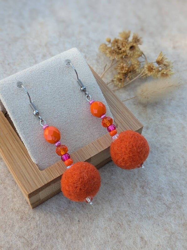 Boucles d'oreilles en laine feutrée - oranges