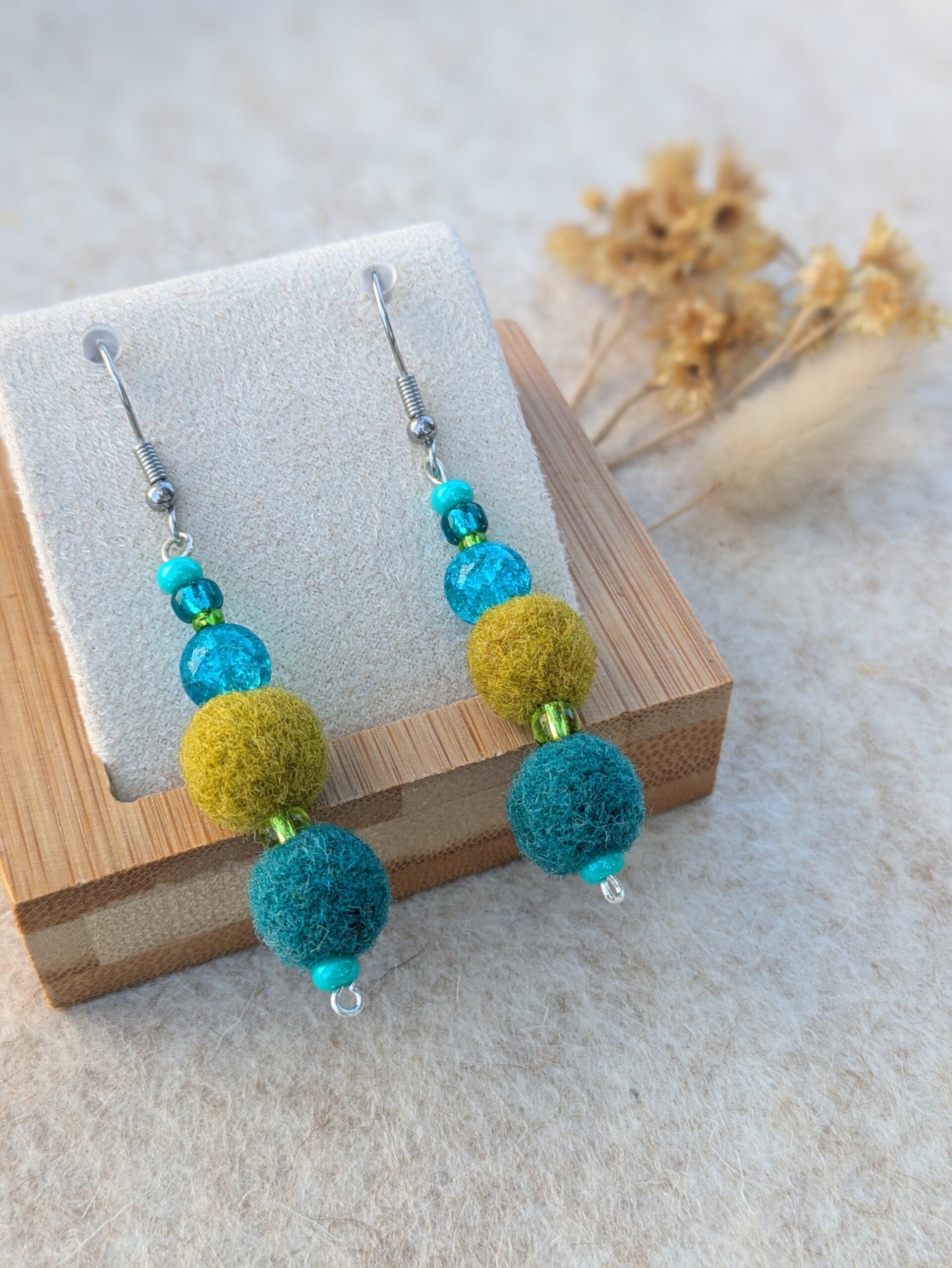 Boucles d'oreilles bicolores - vertes pommes et turquoises foncées