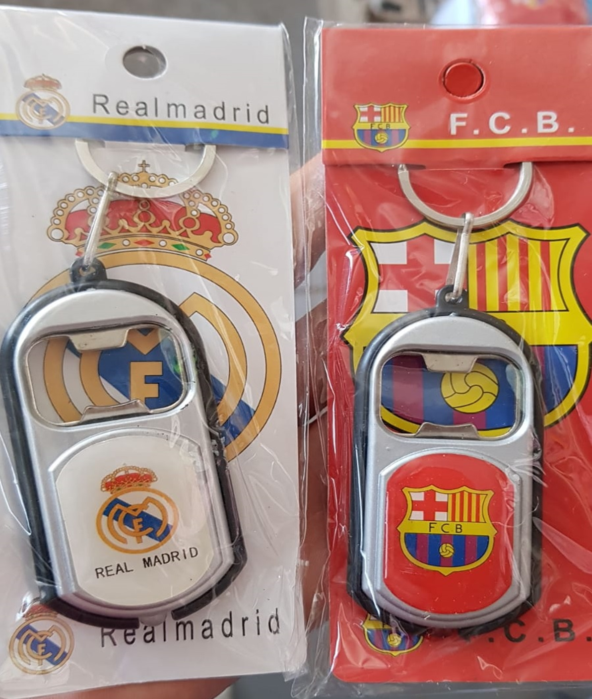 ABREBOTELLAS IMAN FUTBOL