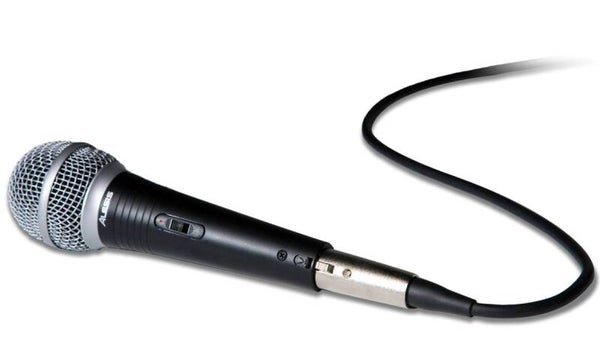MICROFONO CON CABLE