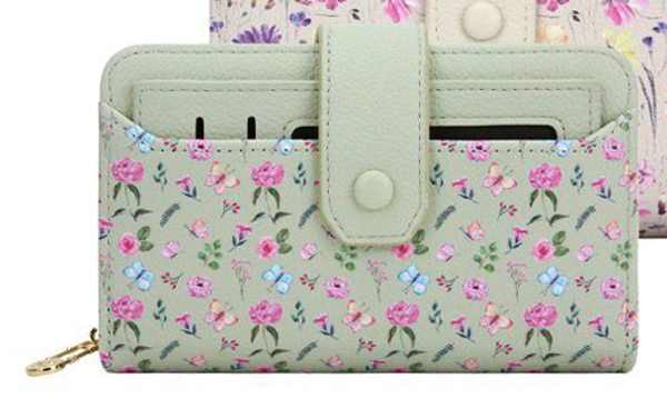 CARTERA SRA. ALARGADA FLORECITAS 16x10cm