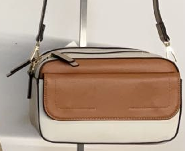 BOLSO RIGIDO BICOLOR SOLAPA 25x15cm