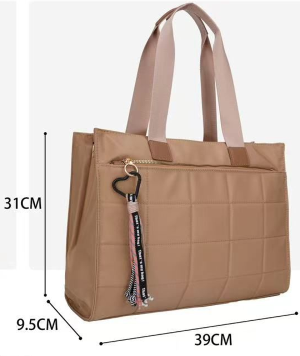 BOLSO CUADRADO ACOLCHADO 39x31cm