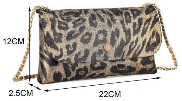 -BOLSO RECTANGULAR CIERRE LEOPARDO 22x12cm