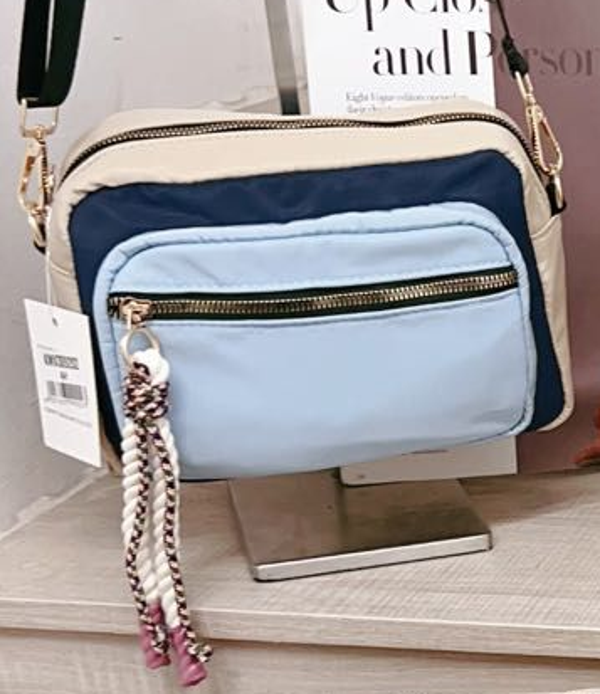 -BOLSO BANDOLERA TRICOLOR 27x18cm