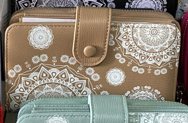CARTERA SRA. ALARGADA MANDALA 16x10cm