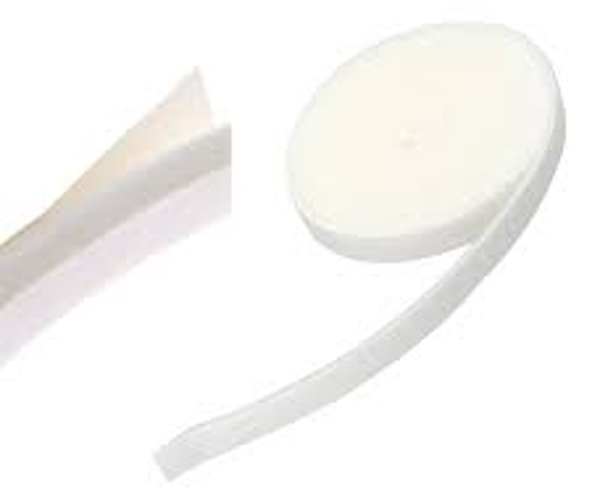 BURLETE ESPONJA ADHESIVO 2cm x 4,5m (6)