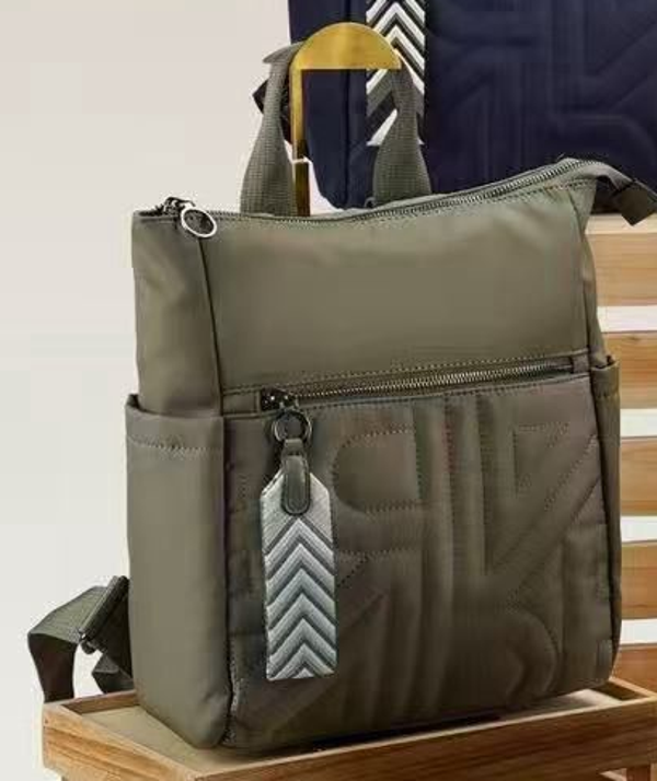 MOCHILA PASEO RELIEVE 28x32cm