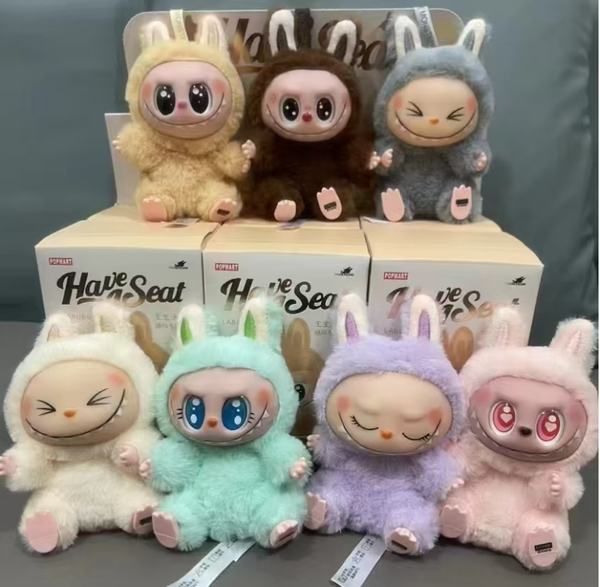 MUÑECO LABUBU PELUCHE SILICONA CAJA (6)