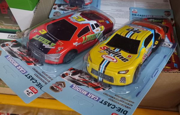 COCHE DEPORTIVO PLASTICO BLISTER