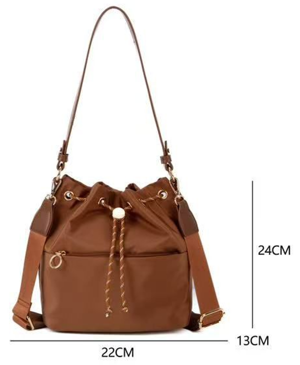 BOLSO BOMBONERA MATERIAL 22x24cm
