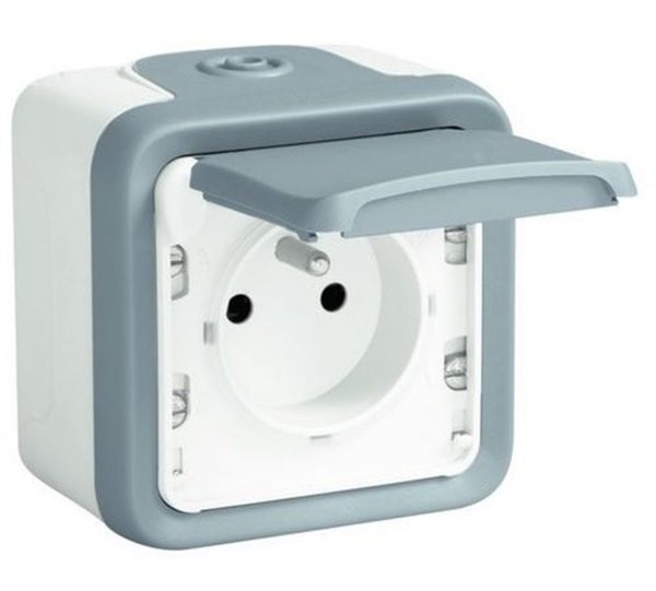 ENCHUFE SUPERFICIE EXTERIOR (6)