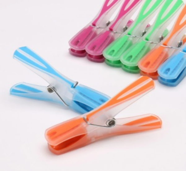 PINZAS ROPA PLASTICO 20ud BOLSA (12)