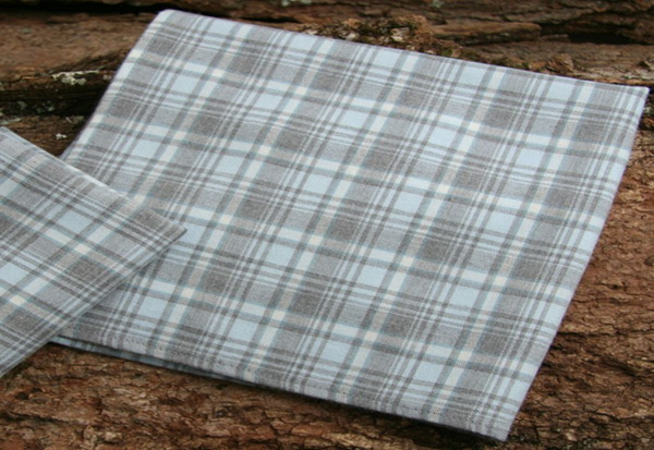 PAÑUELO DE BOLSILLO CUADROS (12)