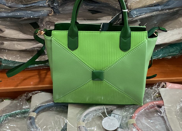 -BOLSO CUADRADO BRILLO COLORES 26x25cm