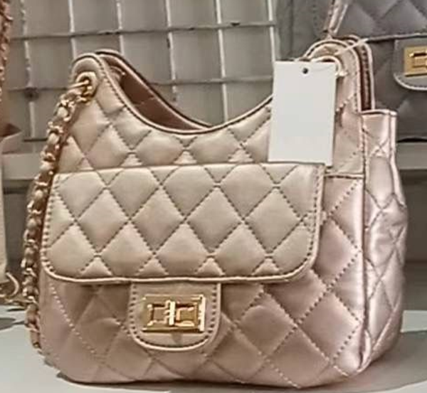 -BOLSO CUADRADO PESPUNTES 23x21cm