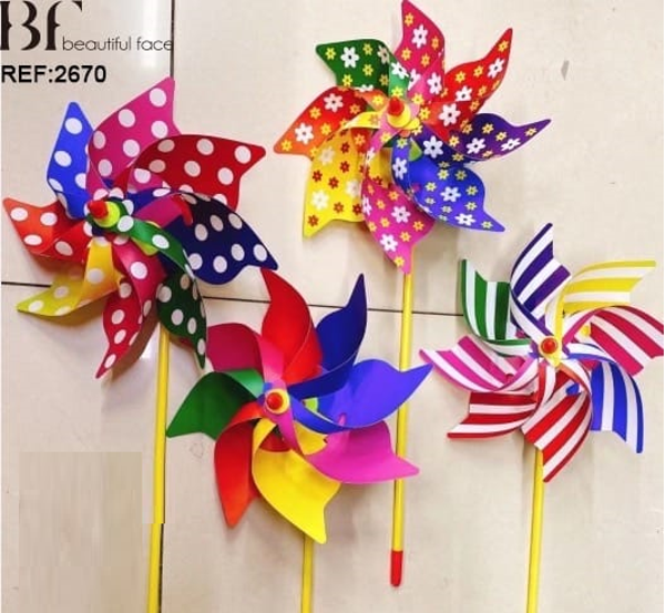 MOLINILLO VIENTO FLOR COLORES 54cm