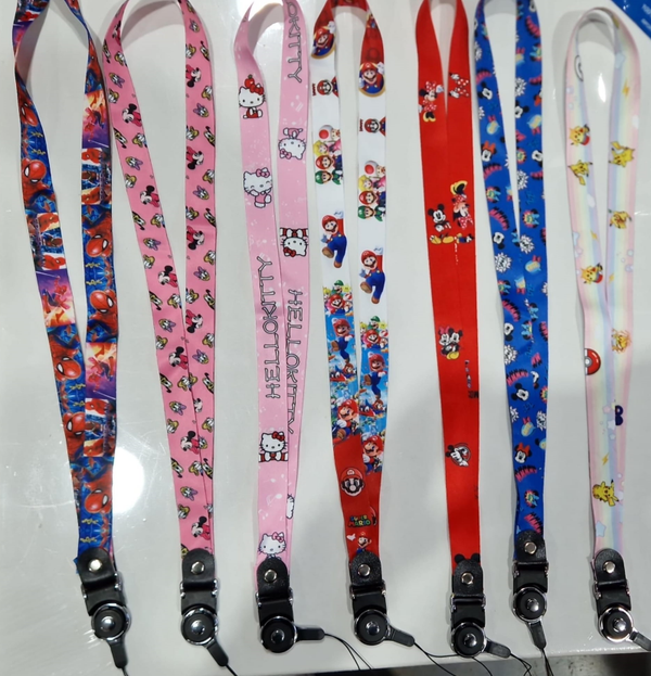 COLGADOR PARA MOVIL/LLAVES PERSONAJES