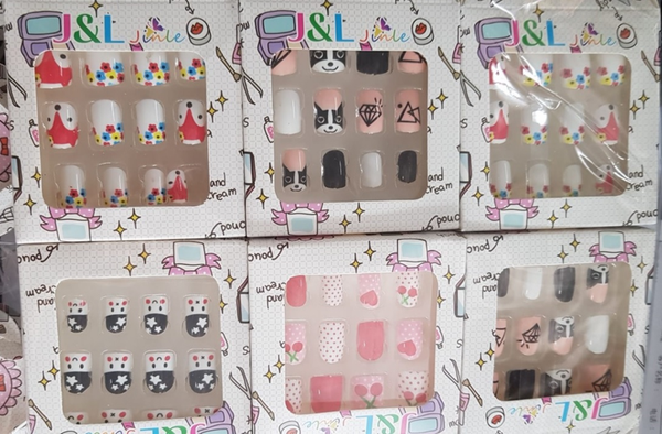 UÑAS POSTIZAS INFANTILES DECORADAS 12ud