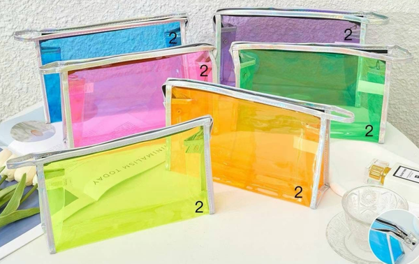 NECESER TRANSLUCIDO COLORES 26x15cm