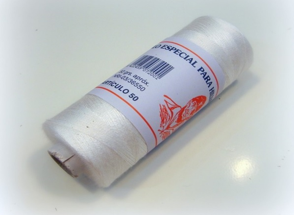 HILO DE HILVANAR BLANCO 50gr (12)