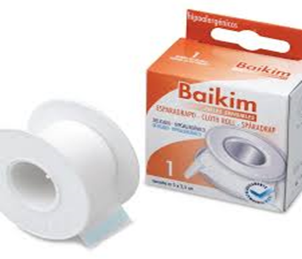 ESPARADRAPO BLANCO (24)